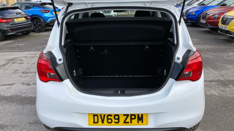 Vauxhall Corsa 1.4 SRi Nav 5dr Petrol Hatchback